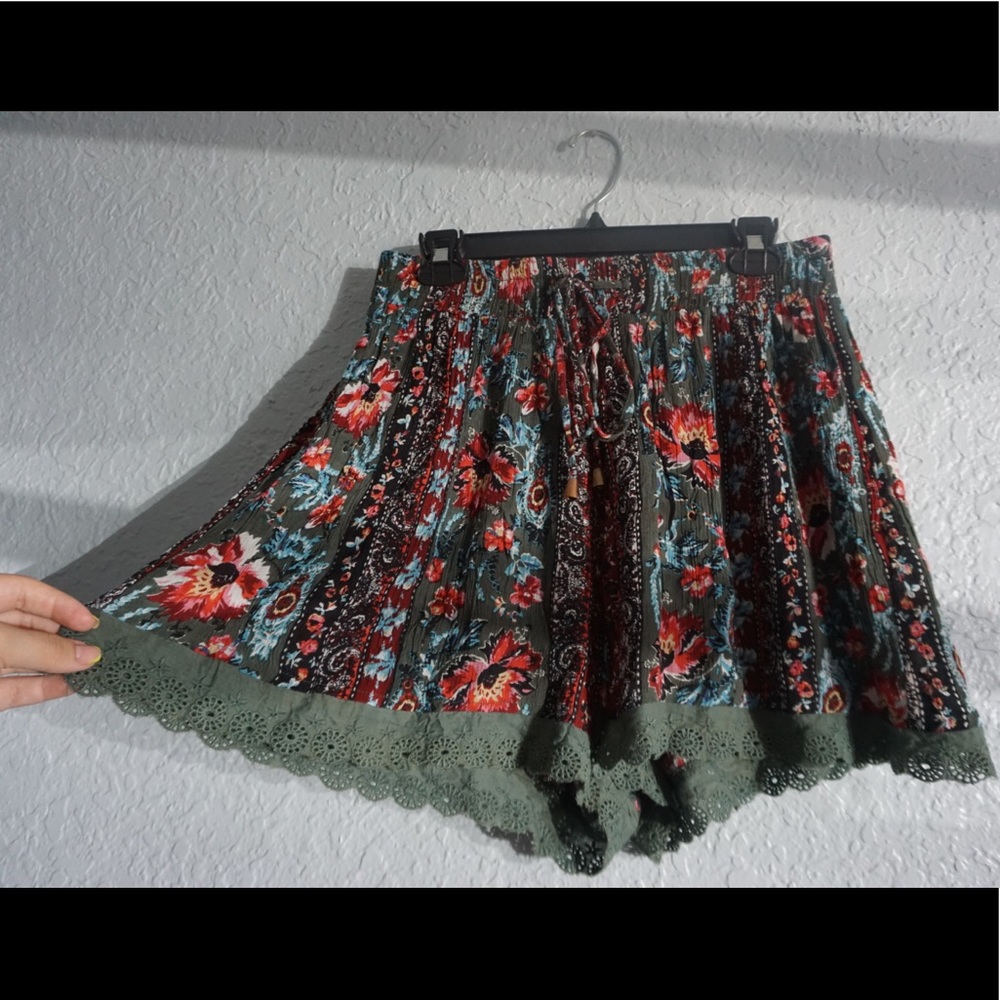 Flowy bohemian stretchy shorts